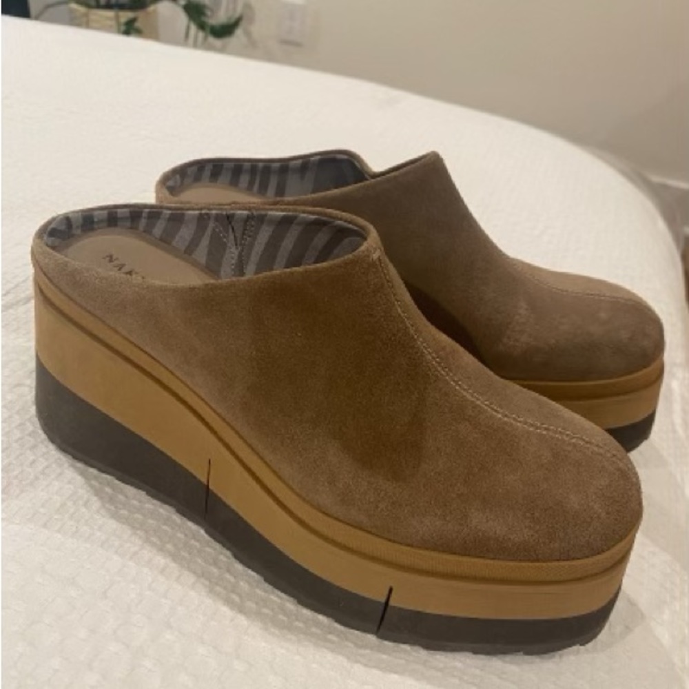 NWOT naked feet size 8